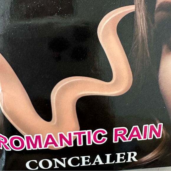 2 Matte Concealer Romantic Rain - Picture 3 of 3